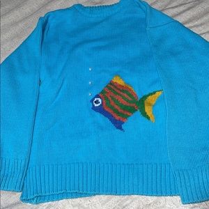 Sweater with fish